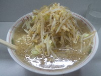 「ラーメン ヤサイニンニクアブラカラメ」@ラーメン 神田店の写真