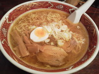 「ラーメン ややこて:ふつう(大盛り)」@トリデン 本店の写真