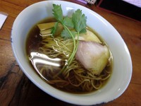「醤油らぁ麺 ７００円」@飯田商店 湯河原本店の写真