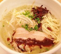 「とんこつ塩らーめん680円」@麺処まるわ Chinese Styleの写真