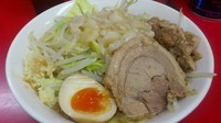 「ラーメン並700円ニンニクアブラ」@モッコリ豚の写真