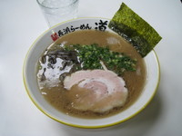 「らーめん（麺固め）：680円」@博多長浜らーめん 道の写真