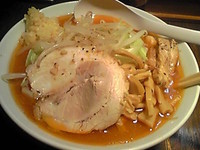 「らーめん 麺少なめニンニク アブラ辛味増し味濃い目 700円」@つけめん らーめん 荒海の写真