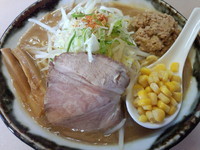 「味噌ラーメン（冬季限定）」@ブロンソンの写真
