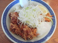 「赤まぜそば（中盛り、ニンニク抜き）＋ゆで野菜」@常勝軒 伊勢崎総本店の写真