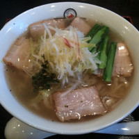 「青唐うま塩ラーメン 辛さ増し」@喜多方ラーメン坂内 小法師 曳舟店の写真