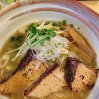 「鰤ラーメン醤油 鰤チャーシュー追加」@めんや 正明の写真