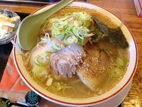 「チャーシューメン・塩（￥700）」@ラーメン処 よなかそばの写真