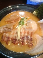 「特製らーめん」@麺や 雄の写真