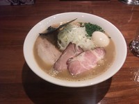 「特製濃厚魚介ラーメン」@麺 一直の写真