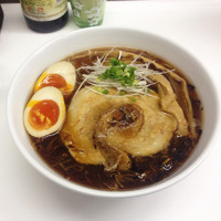 「味玉源醤らぁ麺（大盛）￥７８０」@麺や金時の写真