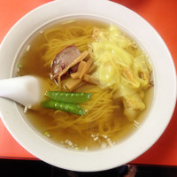 「ワンタンメン650円＋餃子400円」@大陸の写真