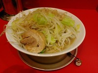 「ラーメン（ヤサイ、アブラ）」@ジャンクガレッジ 北浦和店の写真