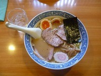 「特製中華そば」@中華そば 青葉 相模原店の写真