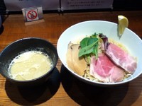 「濃縮牡蠣出汁の温つけめん(冬季限定)」@町田汁場 しおらーめん 進化の写真