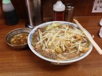 「ラーメン アブラ に」@ラーメンの店 どでん 北浦和店の写真