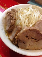 「らーめん＋肉増し＋煮卵」@らーめん一の写真