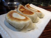 「餃子（３ヶ）　２４０円」@らぁ麺 夢のやの写真