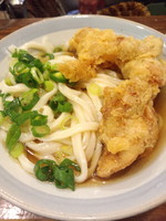 「とり天ぶっかけうどん390円」@おにやんまの写真