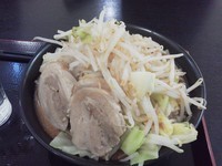 「味噌ラーメン　大盛り＋野菜ダブル」@ジャンクガレッジ 甲府昭和店の写真