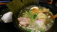 「塩ラーメン＋半ライスサービス（￥６００）」@らぁめん 和-なごみ-の写真