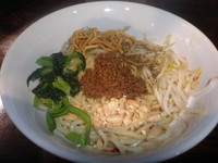 「汁なし坦々麺（５００円）本日のみオープン価格」@自家製麺ほうきぼし 神田店の写真