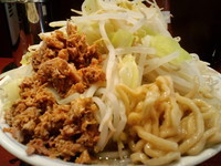 「らーめん650円＋こまぎれ豚100円＝750円」@らーめん大 大森店の写真