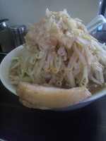 「ラーメン(ヤサイ、アブラ)」@らーめん虎丸の写真