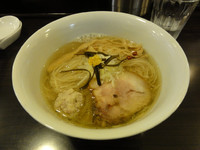 「完全天然塩らぁ麺」@TSURUMEN 大阪城北詰店の写真