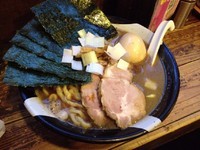「特製煮干ラーメン」@すごい煮干ラーメン凪 新宿ゴールデン街店 本館の写真