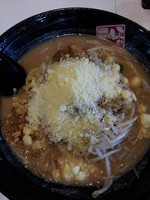 「粉雪らーめん(北海道味噌)　819円」@味噌らーめん不二乃 2番館の写真