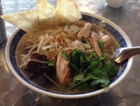 「タイラーメン(鶏ガラ)750円(ドリンク付)」@タイ食堂 ジャルアンの写真