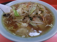 「野菜ラーメン（500円）　※日曜日のサービスメニュー」@中華そば のんぼの写真