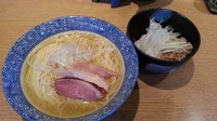 「Risingフェニックス+そぼろ丼」@麺屋 一燈の写真