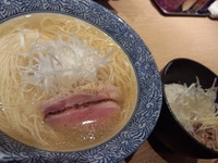 「Risingフェニックス+そぼろ丼」@麺屋 一燈の写真