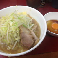 「小ラーメン＋ニンニク＋すき焼き風生玉子」@ラーメン二郎 相模大野店の写真