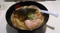 「らーめん　黒(太麺・味濃いめ・麺バリ硬・油少なめ)」@麺屋 のすけの写真