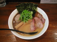 「特らぁめん（小盛り）：950円」@らぁめん 葉月の写真