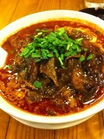 「牛すじ担担麺」@元祖担々麺屋 蒼龍唐玉堂 吉祥寺店の写真