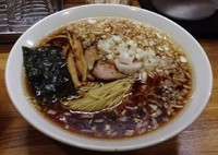 「らーめん大盛＋玉ネギ増量＋ライス」@八王子ラーメン あじたつの写真