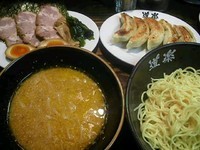 「つけめん＋焼餃子」@ラーメン道楽 新宿店の写真