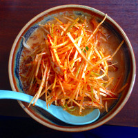 「北海道肉ネギラーメン➕大盛➕麺固め➕半ライス」@麺場 龍吟の写真