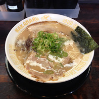 「なかまるとんこつ」@豚人 守山店の写真