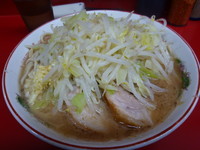 「小ラーメン（ニンニク少し）¥650」@ラーメン二郎 湘南藤沢店の写真