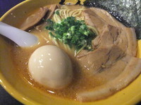 「特製ラーメン金」@麺処 寅路の写真