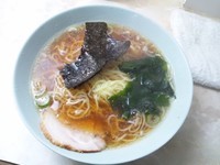「ラーメン３９０円」@立喰 新角の写真