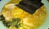 「焼豚麺+中盛+金曜ｻｰﾋﾞｽ=780+100-100＝７８０円」@ラーメンショップ 南鴨宮店の写真