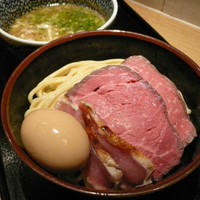 「牛白湯煮干しつけ麺 1,000円（麺屋一燈 × 麺や而今」@麺屋 一燈の写真