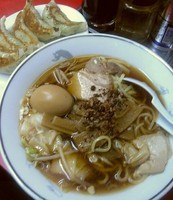 「ワンタンメン＋焼餃子」@漢珍亭の写真