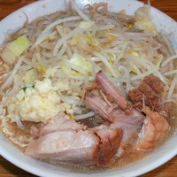「小ラーメン（650円）＋ニンニク」@ラーメン二郎 赤羽店の写真